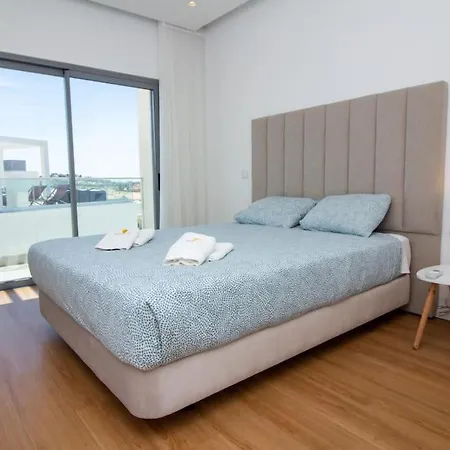 ヴィラ Vistas Mar I - Sea View & Privat Jacuzzi & Pool And Garden アルブフェイラ